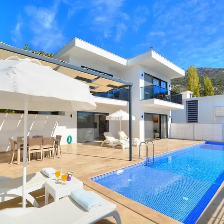 Amor Villa