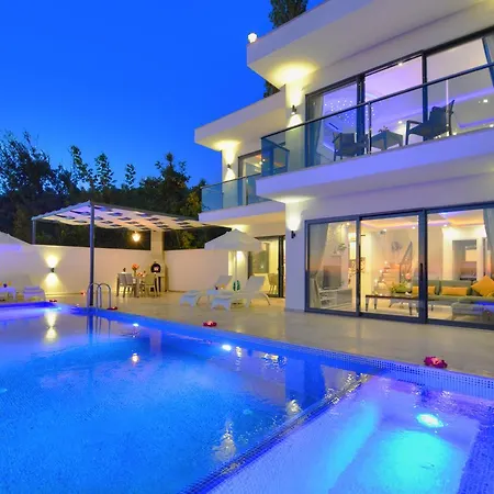 Amor Villa
